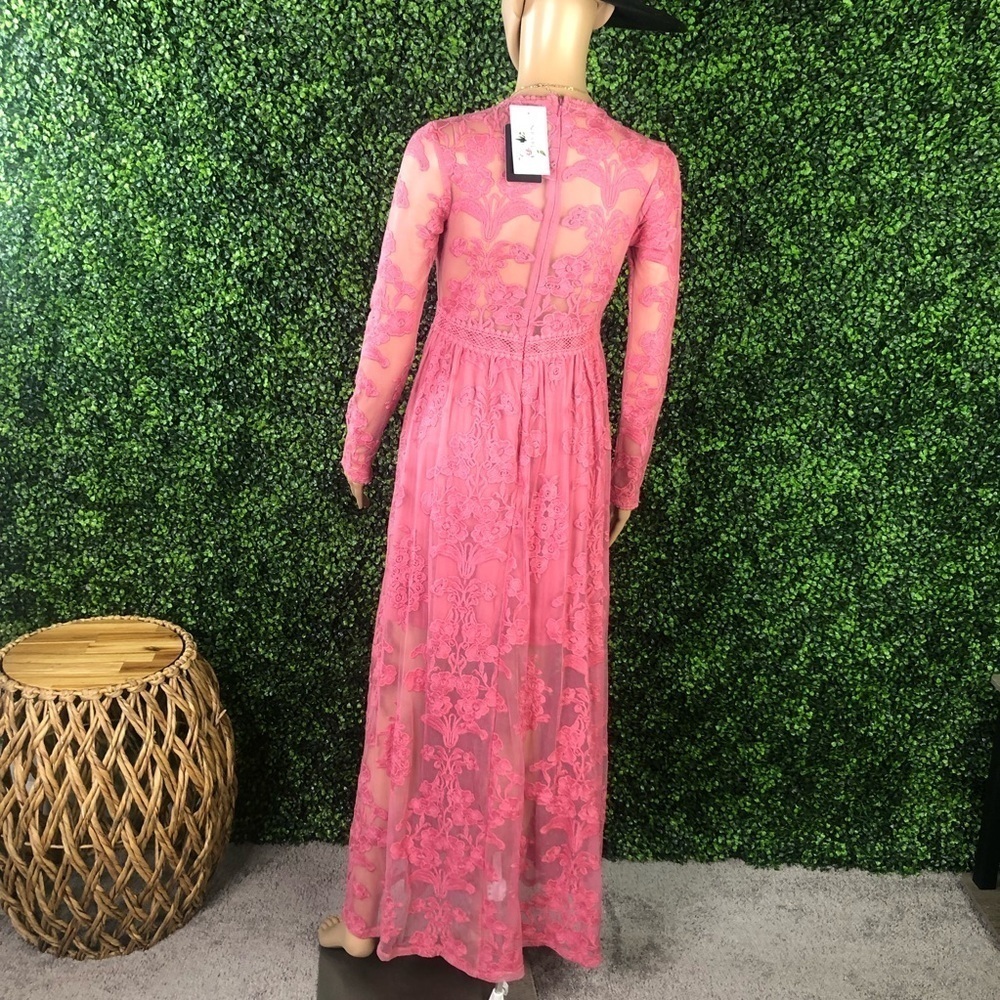 pink lacey embroidered sheer sleeve and back maxi‎ dress nwt - Picture 10 of 12